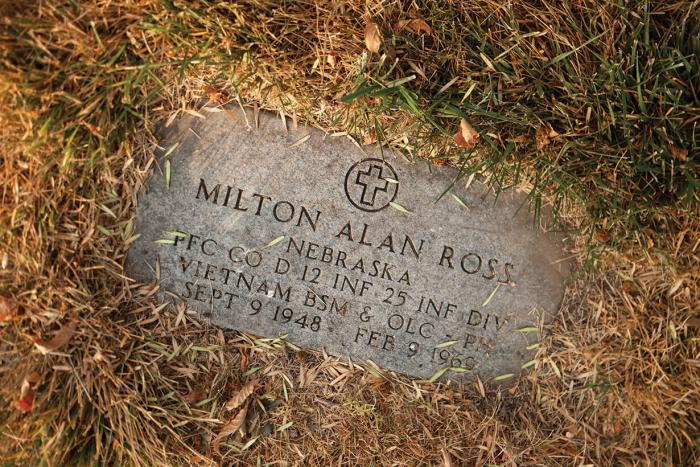 The grave of Milton Ross